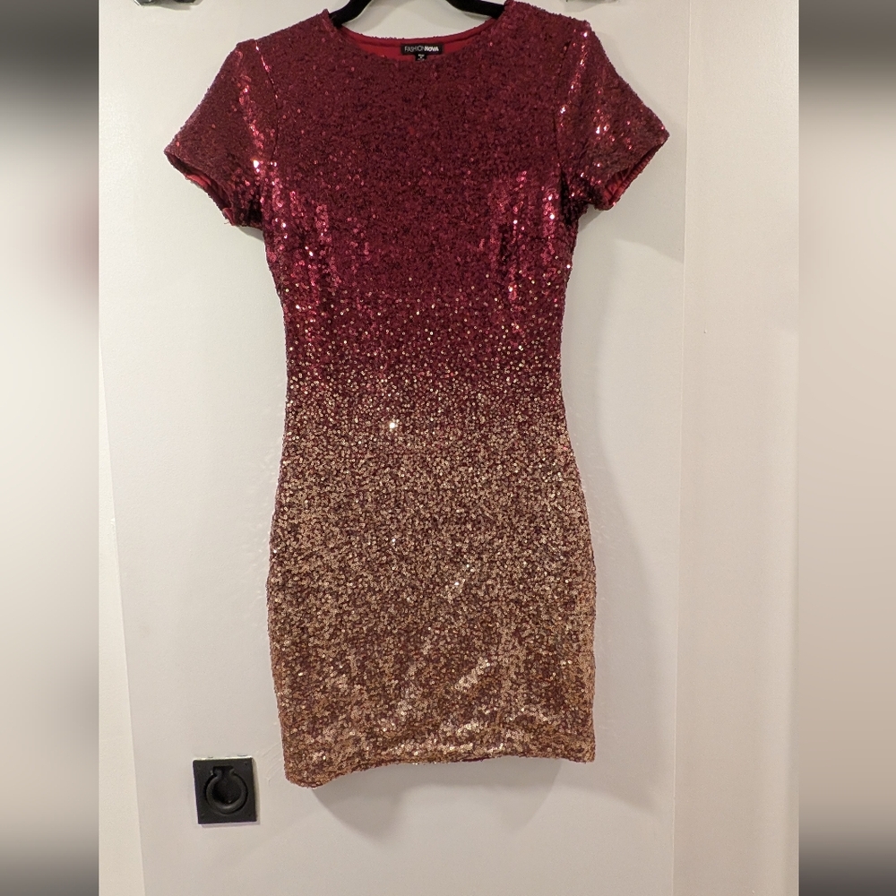 Fashion Nova Red and Orange Sequin Bodycon Mini Dress
